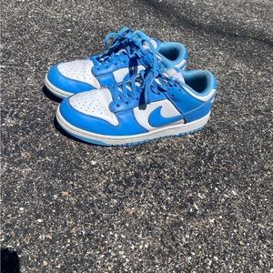 LAST CHANCE!!!!! UNC Nike Dunk Lows SIZE 10.5